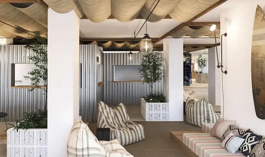 Hotel Tent Palmanova